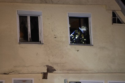 Bad Boll: Mann randaliert und setzt seine Wohnung in Brand 