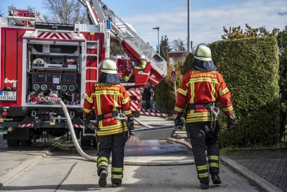 Holzgerlingen: Brand im Bereich von den Solarpanels eines Neubau