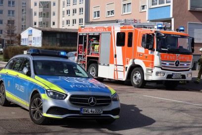 Esslingen: Brand in Firmenhalle loest Groseinsatz der Feuerwehr aus