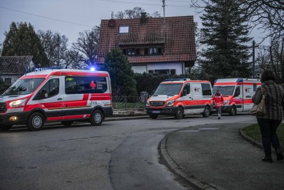 Sindelfingen-Darmsheim: Elektrogeraet brenn auf ueberdachtem Balkon
