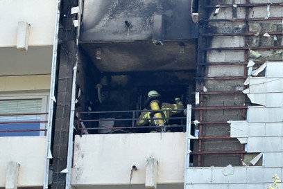 Esslingen-Berkheim: Balkonbrand greift auf Fassade ueber - mehrere Verletzte 