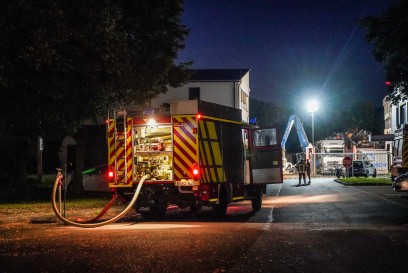 Dettingen u. Teck: Metallschrott in Brand geraten