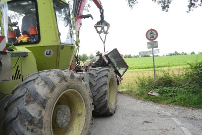 Renningen: Traktor umgekippt 