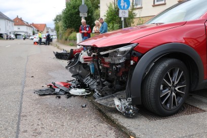Uhingen: Schwerer Verkehrsunfall nach Vorfahrtsmisachtung in Uhingen