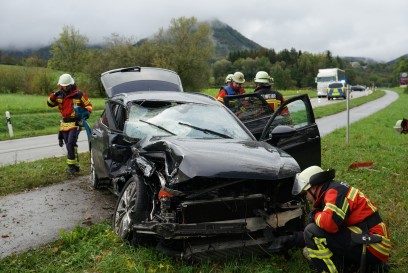 Frickenhausen: Zwei Schwerverletzte bei Frontalcrash