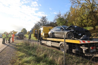 Gingen: Unfall am Stauende - Mercedes kracht in Mazda - Kilometer langer Stau im Berufsverkehr