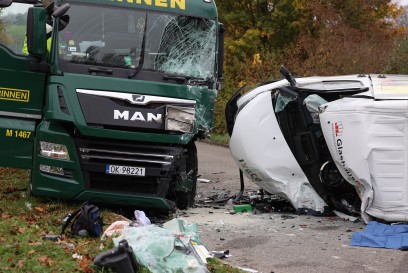 Nuertingen: Schwerer Verkehrsunfall auf der B297 mit toedlichem Ausgang