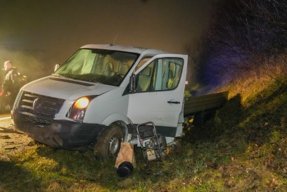 Kirchheim: 50.000 Euro Schaden nach Crash zwischen Erlkoenig und Transporter - mehrere Verletzte und Sperrung der rechten und mittlerer Spur 