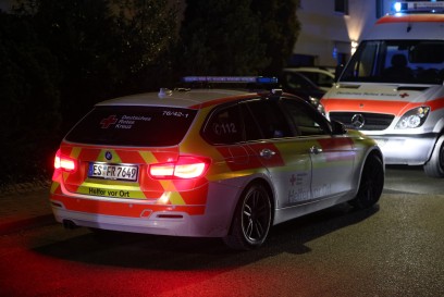 Hochdorf: Starker Rauchaustritt aus Mehrfamilienhaus loesst Grosseinsatz der Rettungskraefte aus