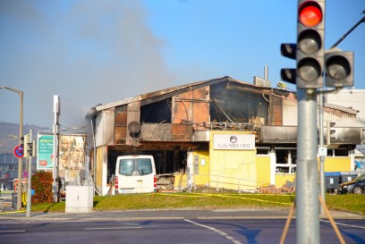 Schorndorf: Explosion und Folgeband - mehrere Verletzte v2