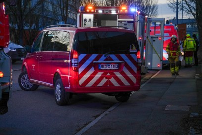 Sindelfingen: Ammoniak laeuft aus Kanister aus - Feuerwehr im Grosseinsatz
