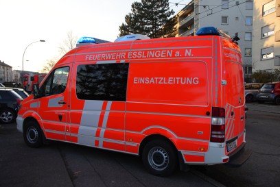 Esslingen: Wohnung nach Brand unbewohnbar- Mindestens 1 Person verletzt.