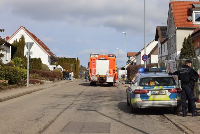 Uhingen: Feuerwehr rueckt zu Brand in Mehrfamilienhaus aus 