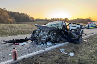 Wildberg: Schwerer Verkehrsunfall auf der B 296 zwischen Sieben Tannen und Deckenpfronn