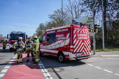 Boeblingen: Citroen kippt nach Unfall zur Seite