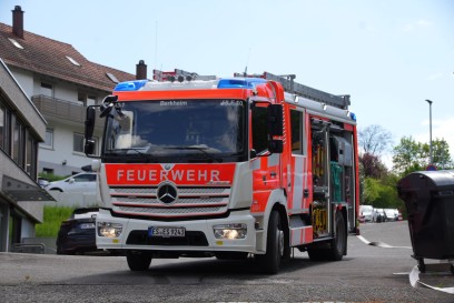 Berkheim: Auto auf Firmengelaende in Brand geraten