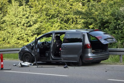 Sindelfingen: 2 Verletze nach Unfall im Begegnungsverkehr