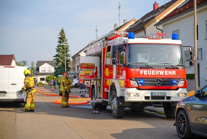 Wolfschlugen: Brand in Dachstuhl fordert Feuerwehr Einsatz 