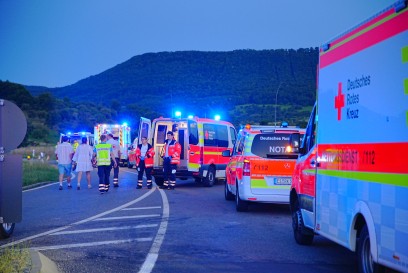 Weilheim: Neun Verletzte nach schwerem Unfall auf der K1250 – darunter vier Kinder