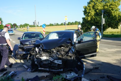 Schlierbach: Zwei verletzte nach Frontalzusammenstoss