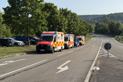Leonberg: PKW Brand im Engelbergtunnel fuer zu Grosseinsatz 