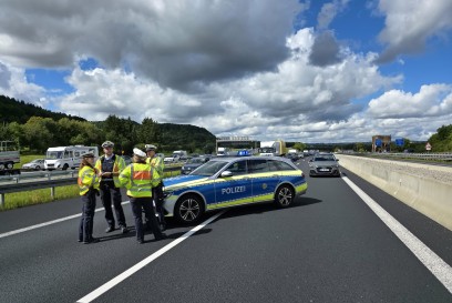 Leonberg: Mehrere teils schwer Verletzte nach Unfall auf der A8