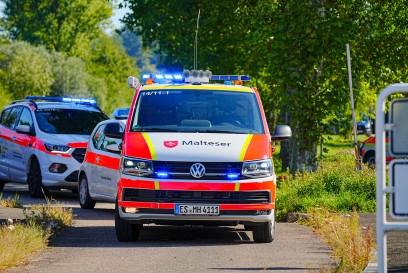 Wernau: Grosseinsatz im Neckartal Freibad - Gefahrguteinsatz mehrere Feuerwehren aus dem Landkreis im Einsatz 