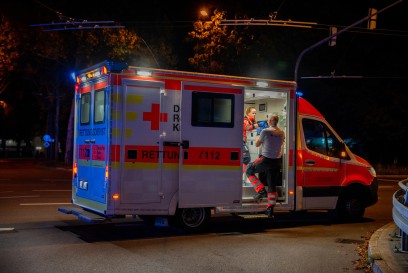 Esslingen: Zimmerbrand fordert mehrere Verletzte - Grosseinsatz an Rettungskraeften 