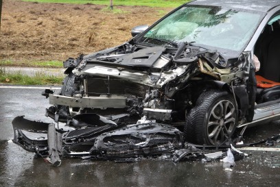 Weil der Stadt-Schafhausen: Mehrere schwer Verletzte nach Frontalzusammenstoss - eine Person mittlerweile vestorben 