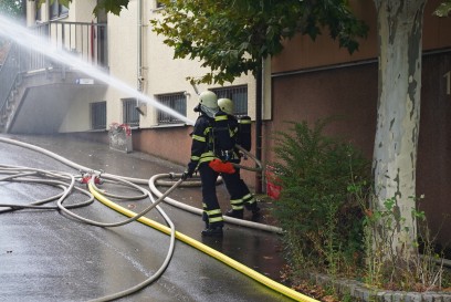 Waiblingen: Brand eines Geschaeftes Gebaeude 