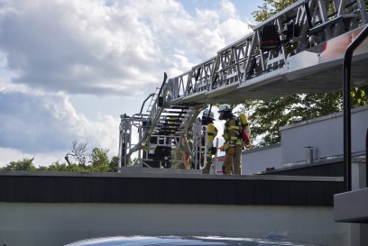 Sindelfingen: Rauchentwicklung in Gebaeudedaemmung