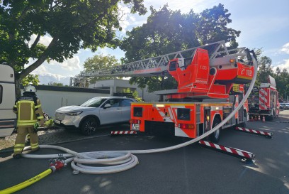 Sindelfingen: Rauchentwicklung in Gebaeudedaemmung