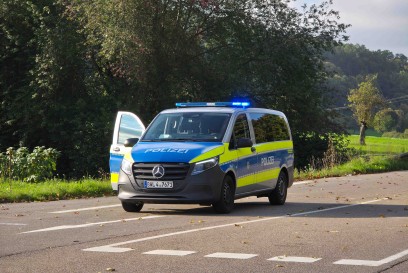 Grafenau: Motorradfahrer stirbt bei Kollision mit Mercedes