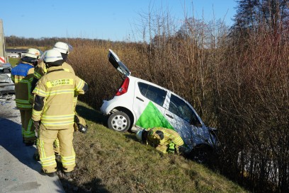 Heiningen: Unfall im Begegnungsverkehr