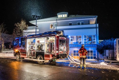 Holzgerlingen: Brand einer Lackierbox in einem Wohn und Geschaeftshaus