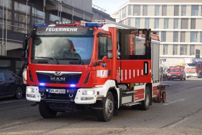 Waiblingen: PKW brennt in der Schorndorferstrasse
