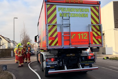 Metzingen: Brand fuehrt zu Grosseinsatz - 3 Verletzte und 8 betroffene 