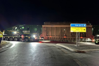 Nagold: Schwertransport bringt 300-Tonnen Trafo von Nagold nach Jettingen