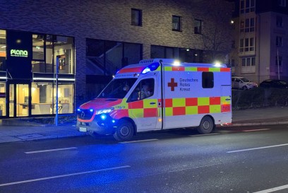 Stuttgart: Feuer gelegt - Zeugen gesucht Stuttgart-Mitte (ots)