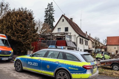 Herrenberg-Kuppingen: Kaminbrand fordert die Feuerwehr ueber Stunden