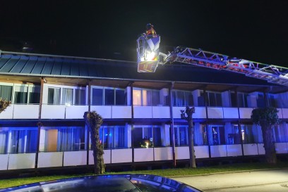 Herrenberg: Kuechenbrand in Mehrfamilienhaus Ludwigsburg 