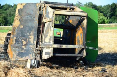 17-Jaehriger kommt in Ballenpresse in Schanbach