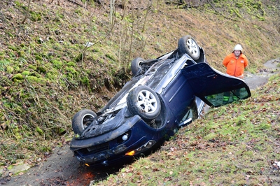 Bad Urach: Schwerer Verkehrsunfall auf der L245