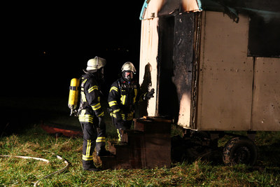 Ingersheim: Bauwagen brennt voellig aus
