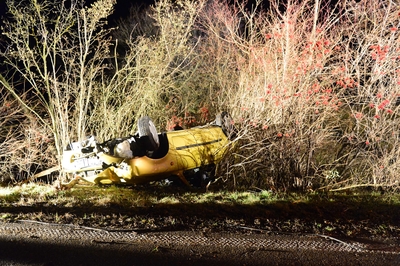 Beuren: PKW kommt bei Glatteis von der Fahrbahn ab